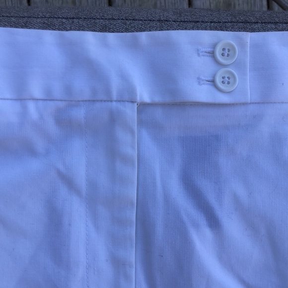 NWT! / LIZ CLAIBORNE - Flat Front Skirt w/ Stretch - White - Picture 5 of 8
